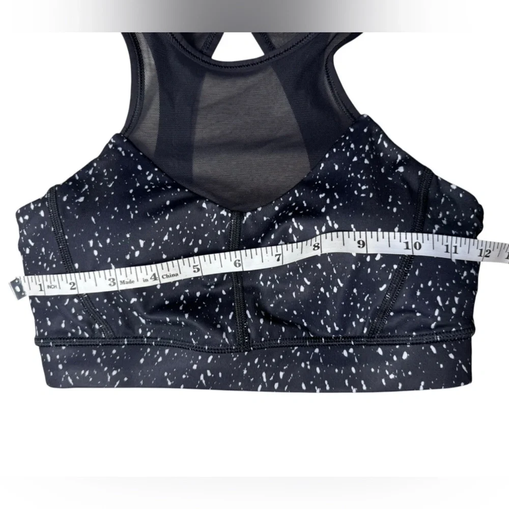 LULULEMON High Neck Mesh Bra SIZE 2 Black white EEUC RACERBACK MESH
